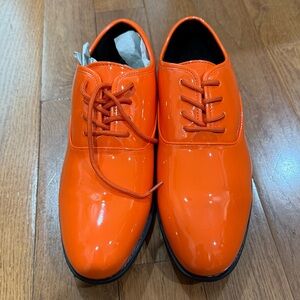 Men’s Dress Formal Oxford Tuxedo Shoe ORANGE UT colors. NWT.
